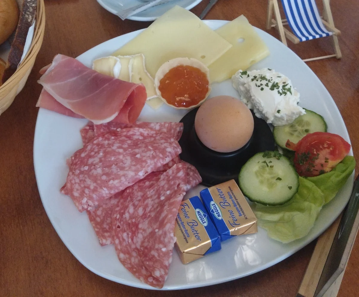 Essen und Trinken photo 2