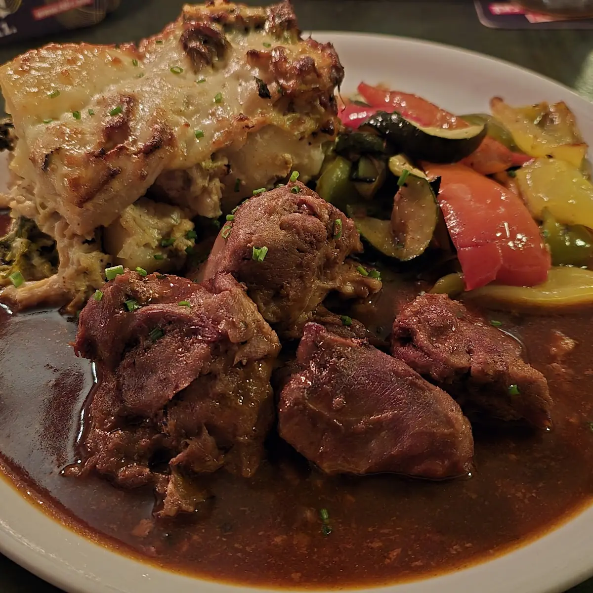 Essen und Trinken, Bottoms Up
