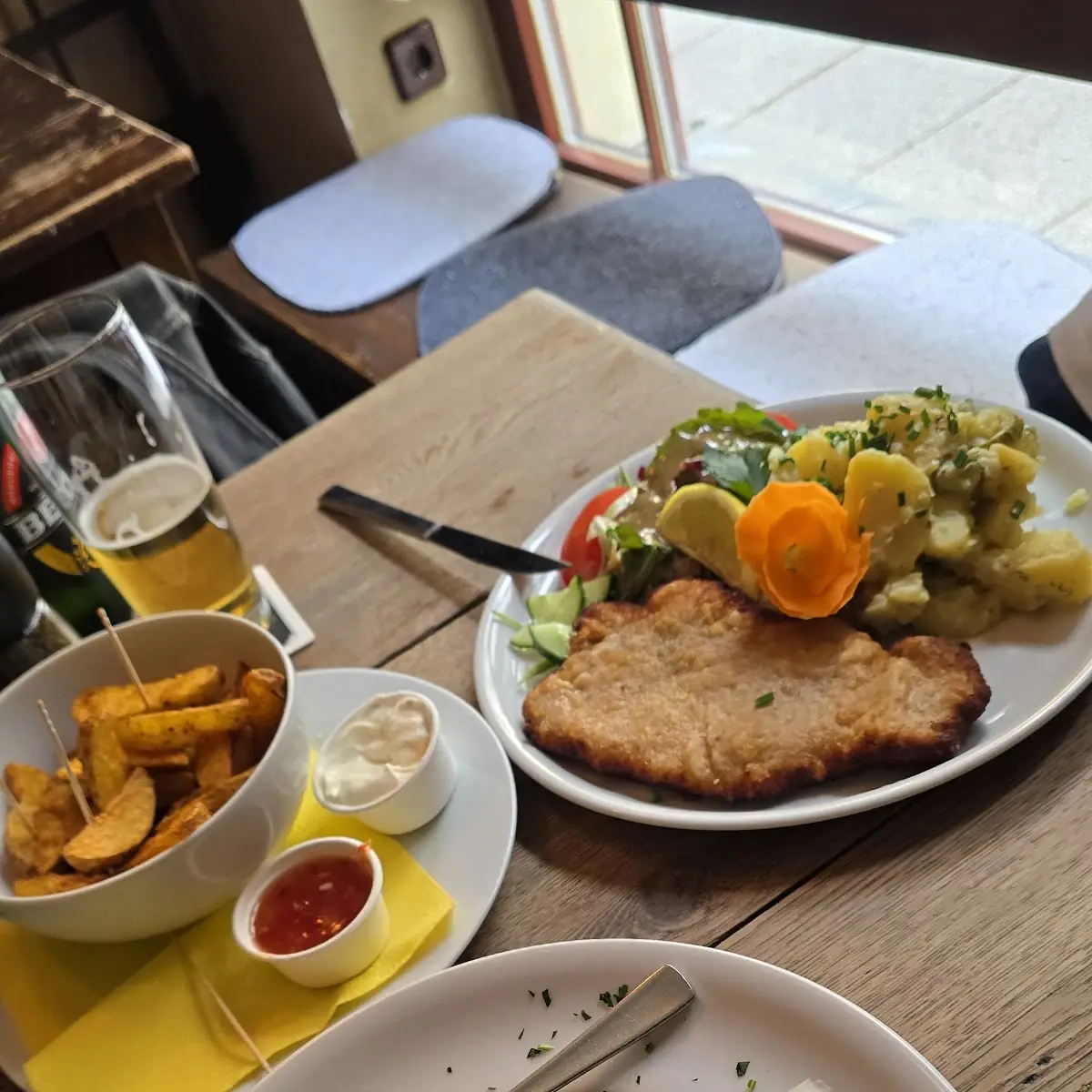 Essen und Trinken, Bottoms Up