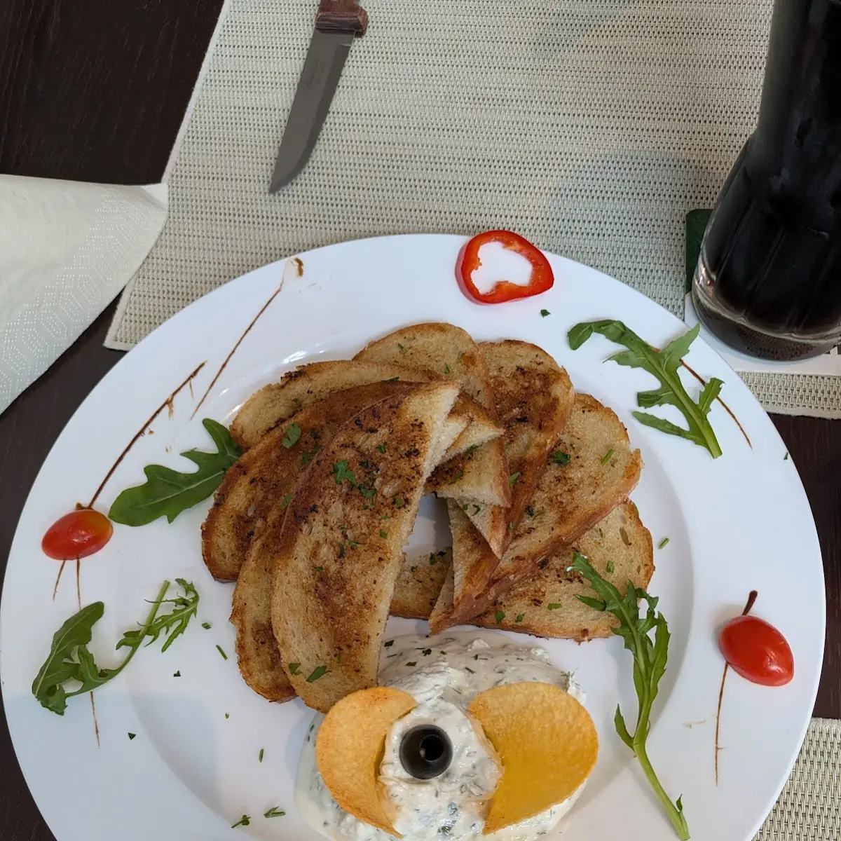 Essen und Trinken, Mikos Restaurant
