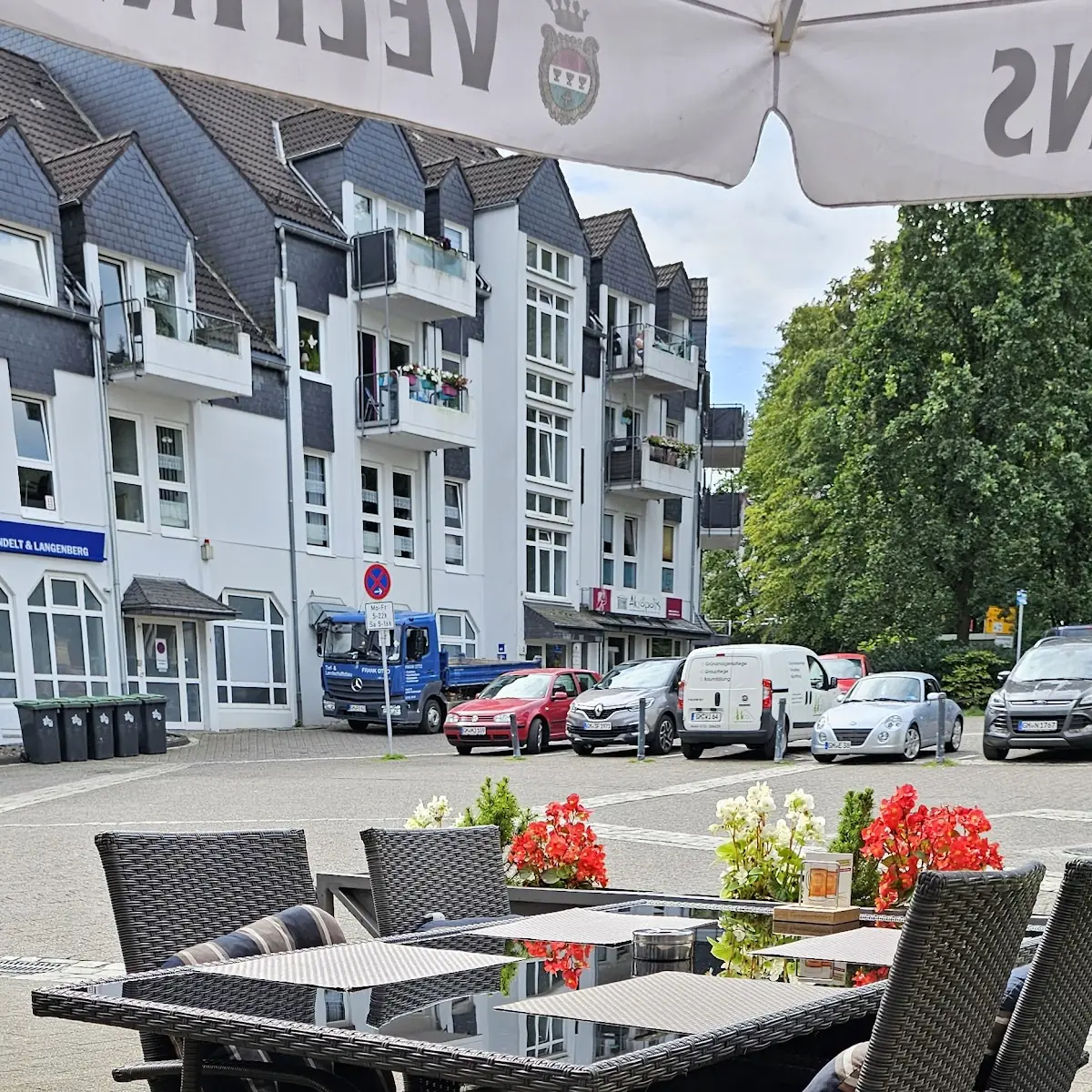 Atmosphäre, Mikos Restaurant