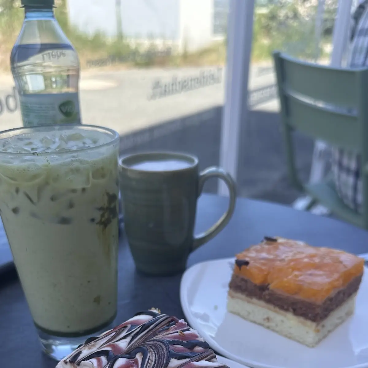 Essen und Trinken photo 3