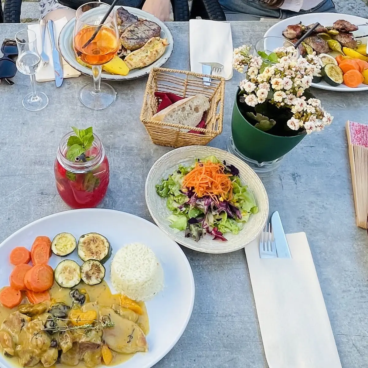 Essen und Trinken photo 3