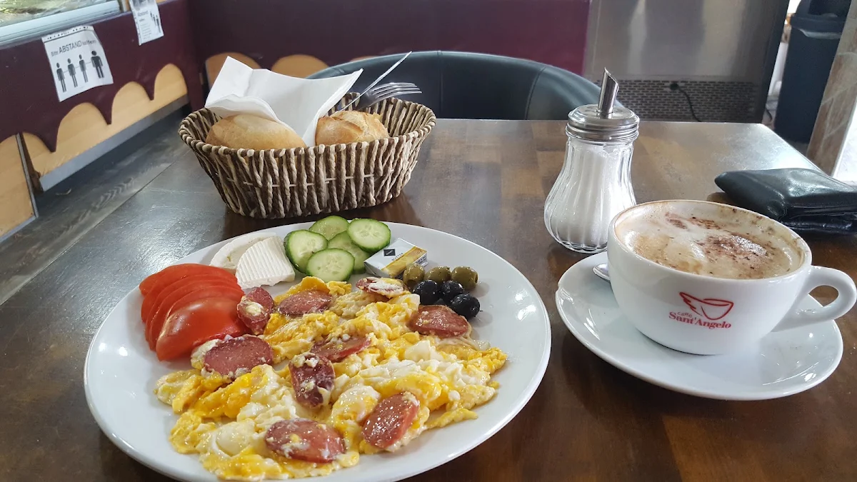 Essen und Trinken photo 2