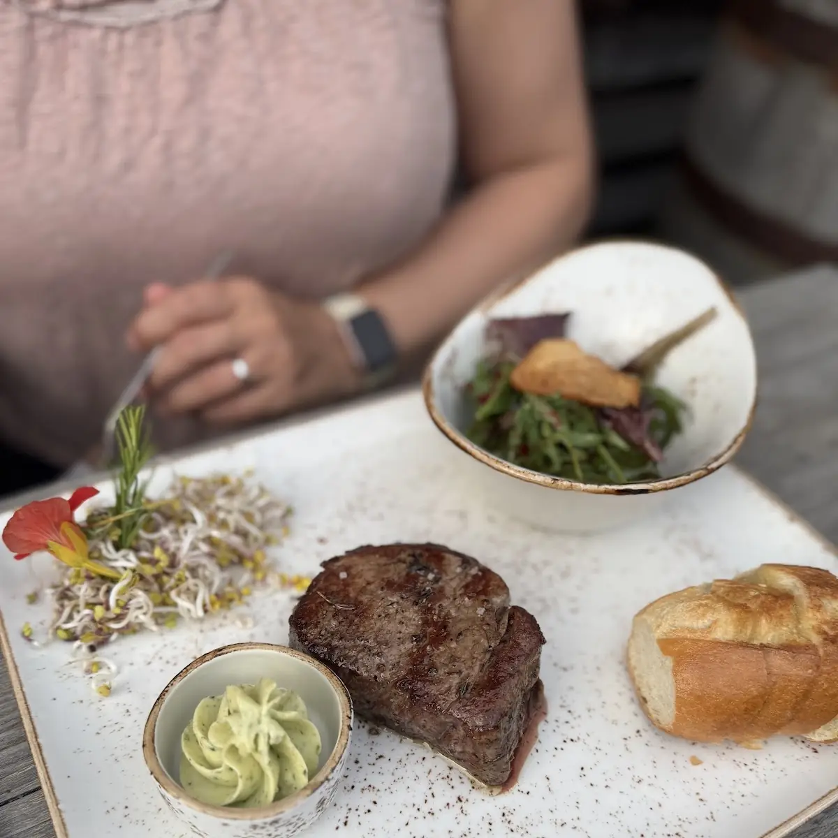 Essen und Trinken, Restaurant "Zum Deichgrafen"