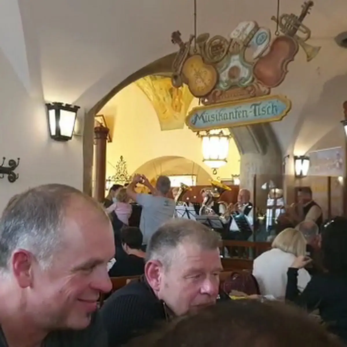 Atmosphäre, Griechische Taverne Alexandros