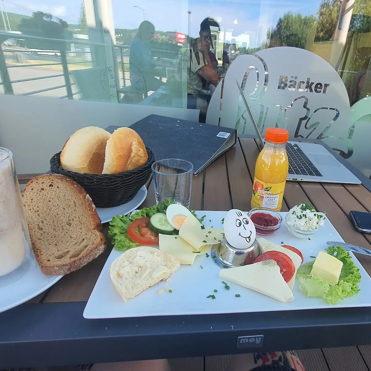 Essen und Trinken photo 3