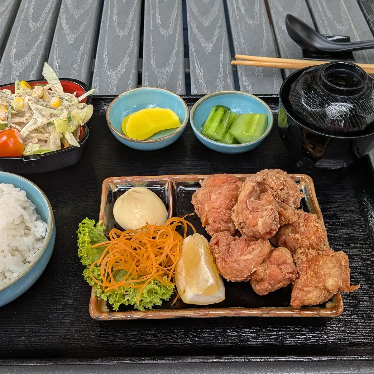 Essen und Trinken, REIWA Japanisches Restaurant