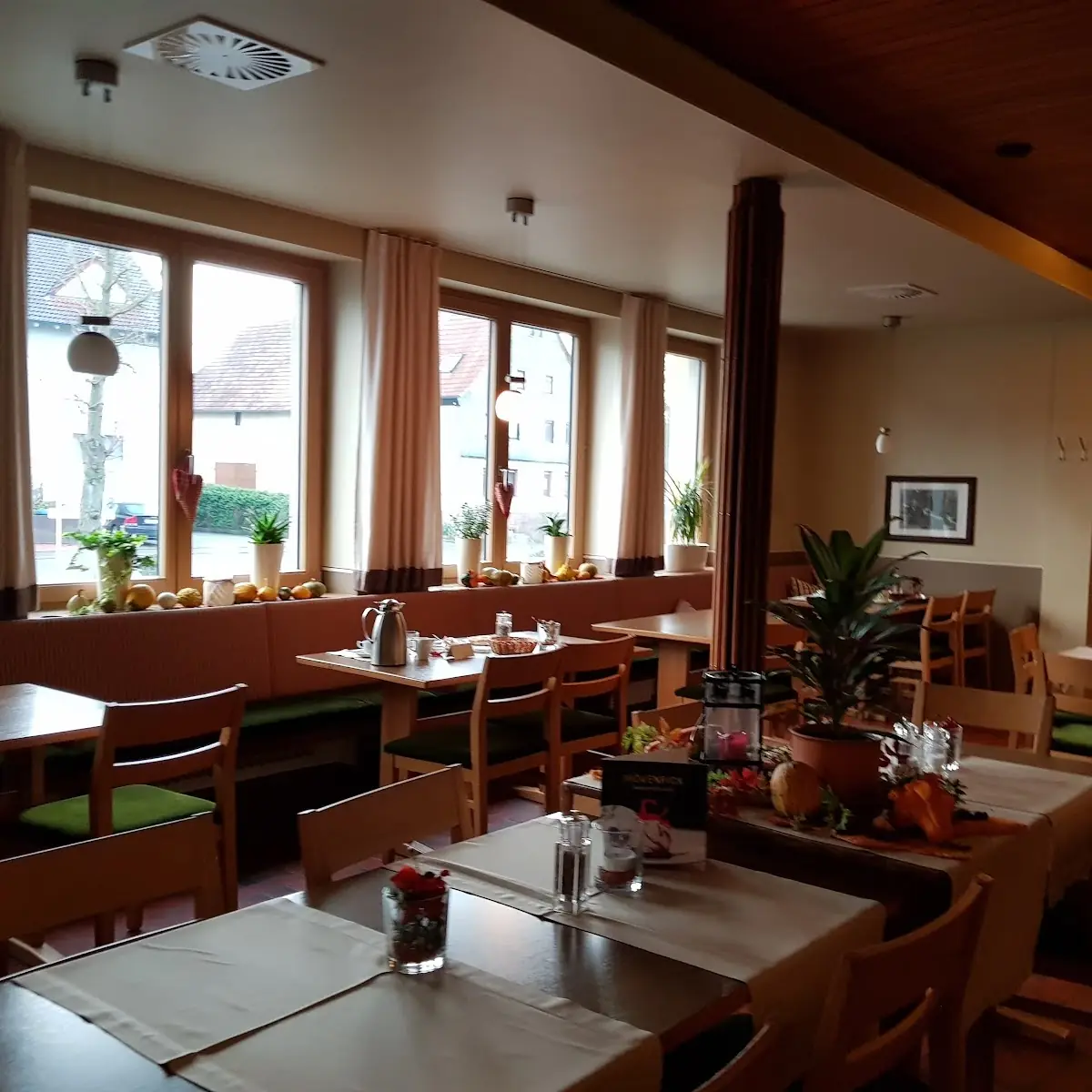 Atmosphäre, Gasthaus zur Rose