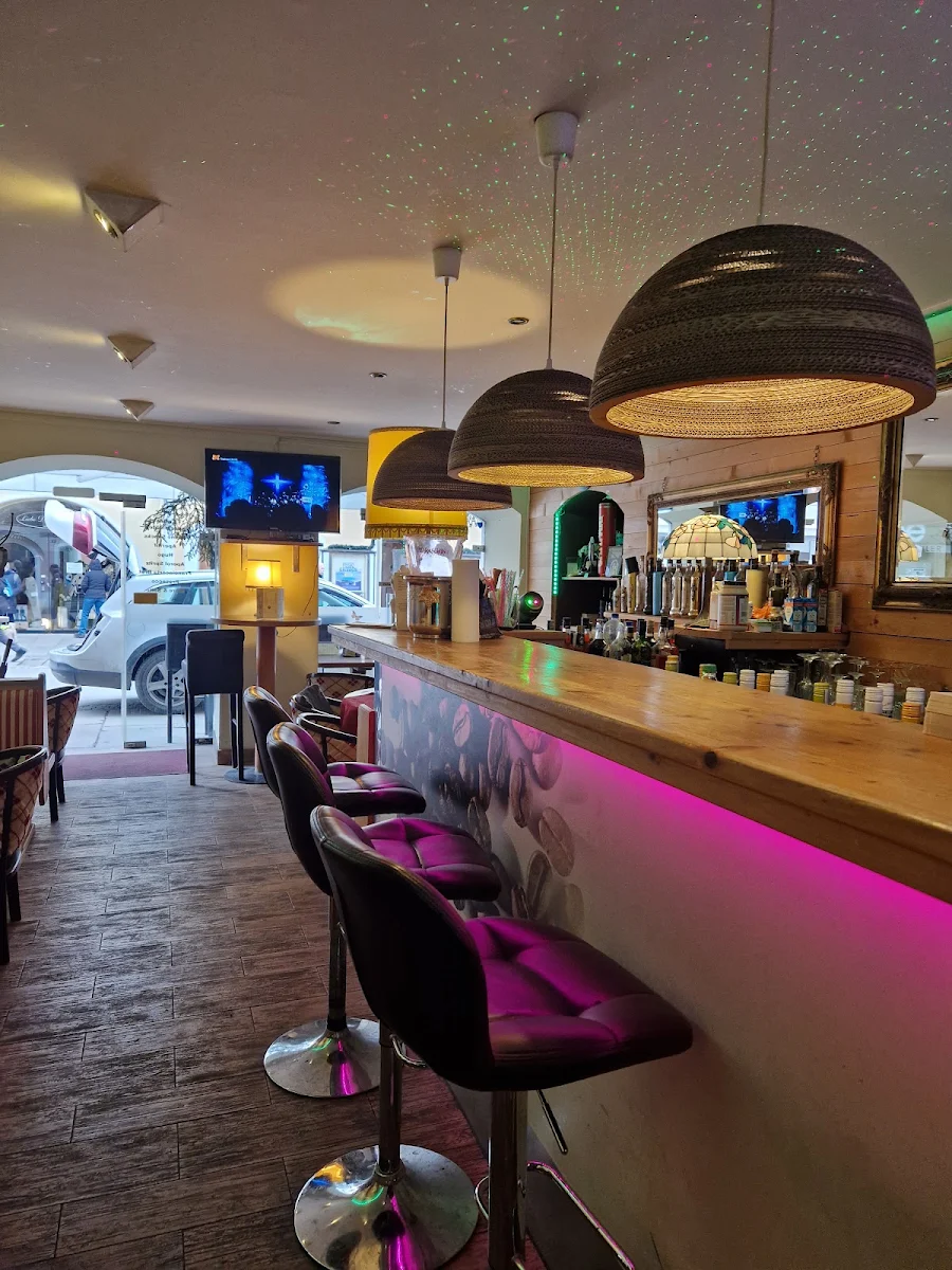 Atmosphäre, Bar l'Aperitivo