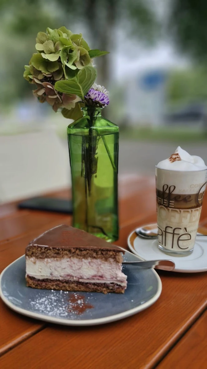 Essen und Trinken photo 4