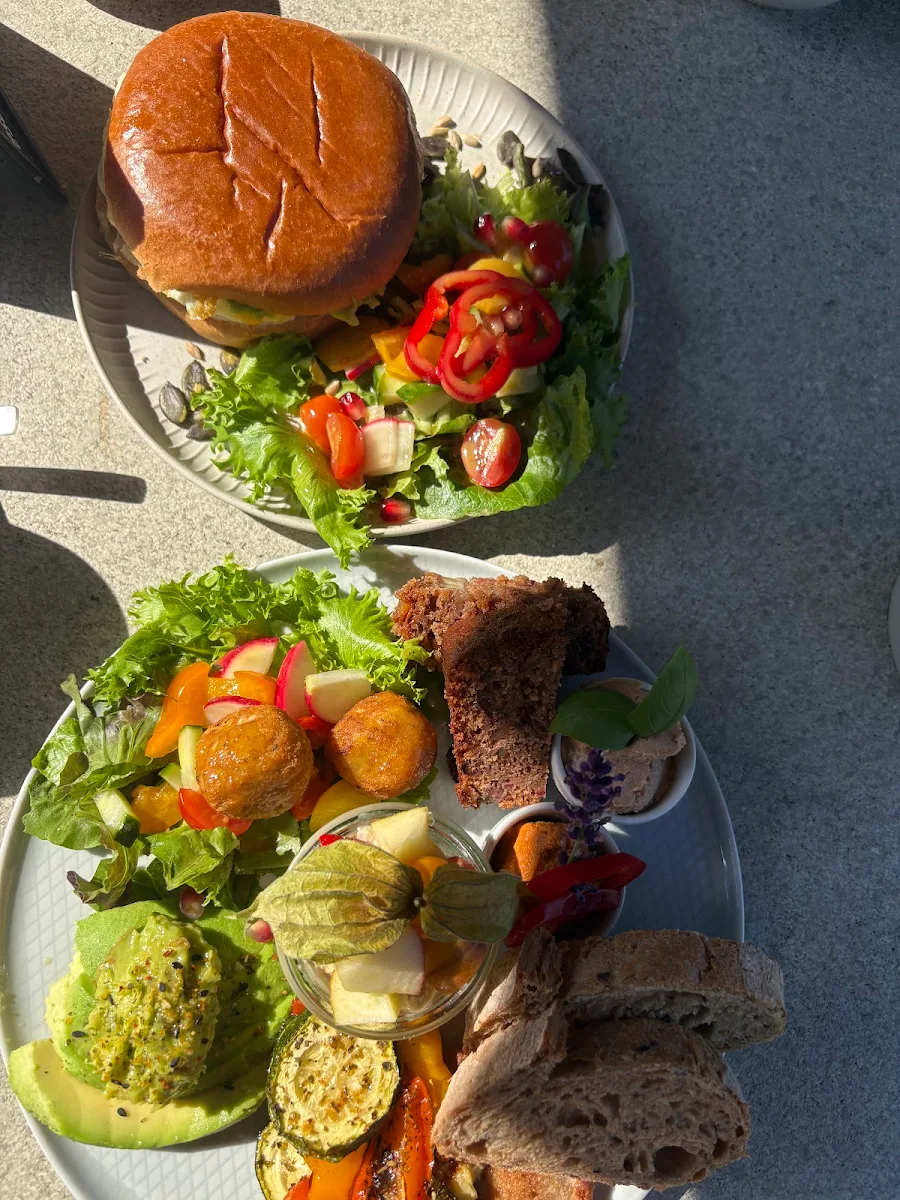 Essen und Trinken photo 3