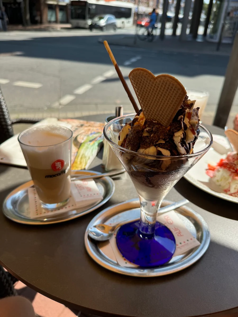 Essen und Trinken photo 2