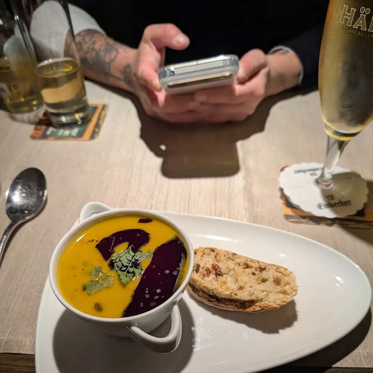 Essen und Trinken, Restaurant Gasthaus zur Schere