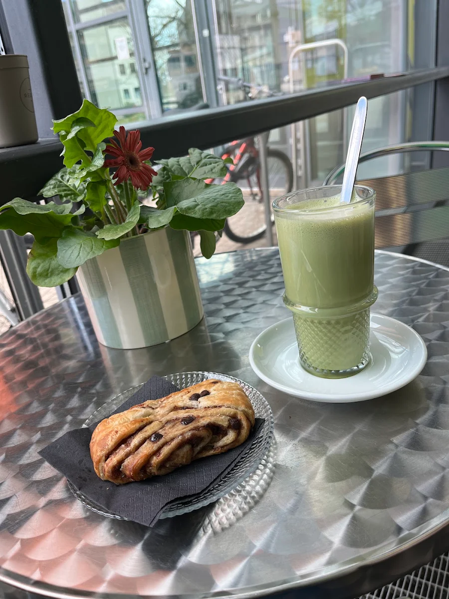 Essen und Trinken photo 1