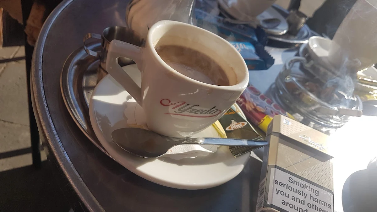 Essen und Trinken, Cafe Rialto
