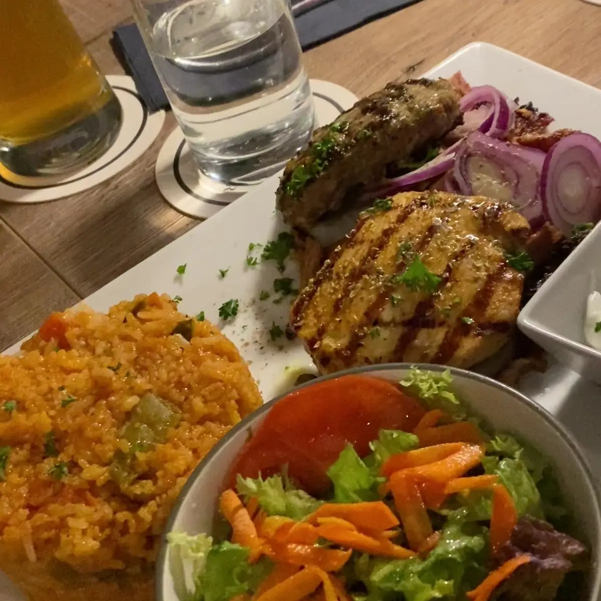 Essen und Trinken photo 2