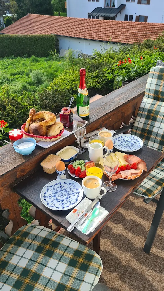 Essen und Trinken photo 2