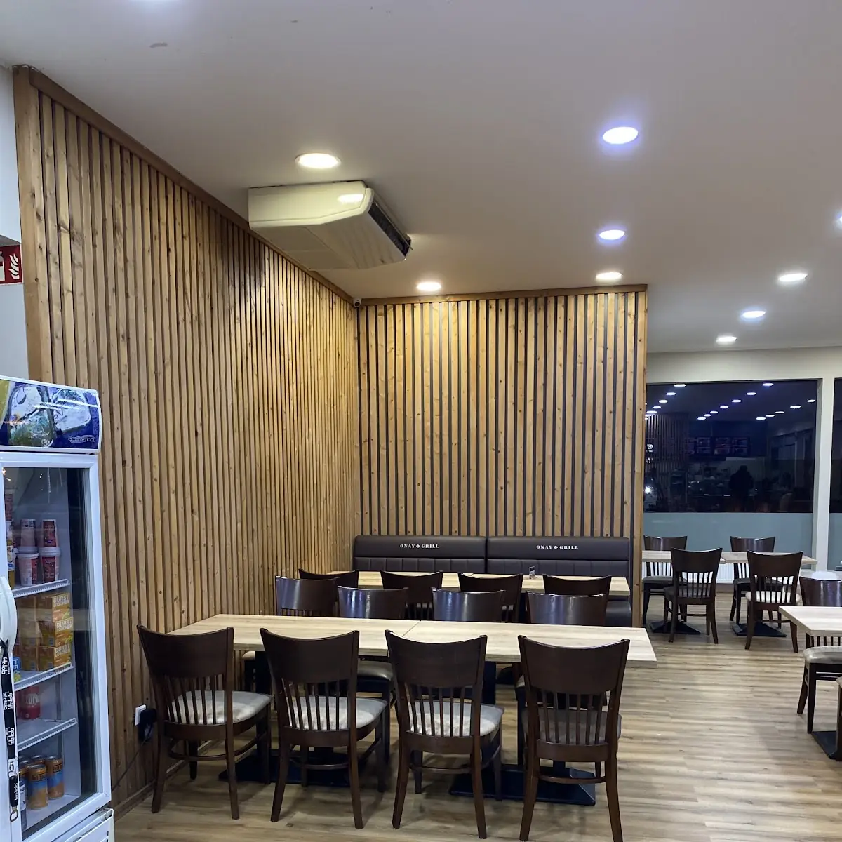 Atmosphäre, Onay Grill
