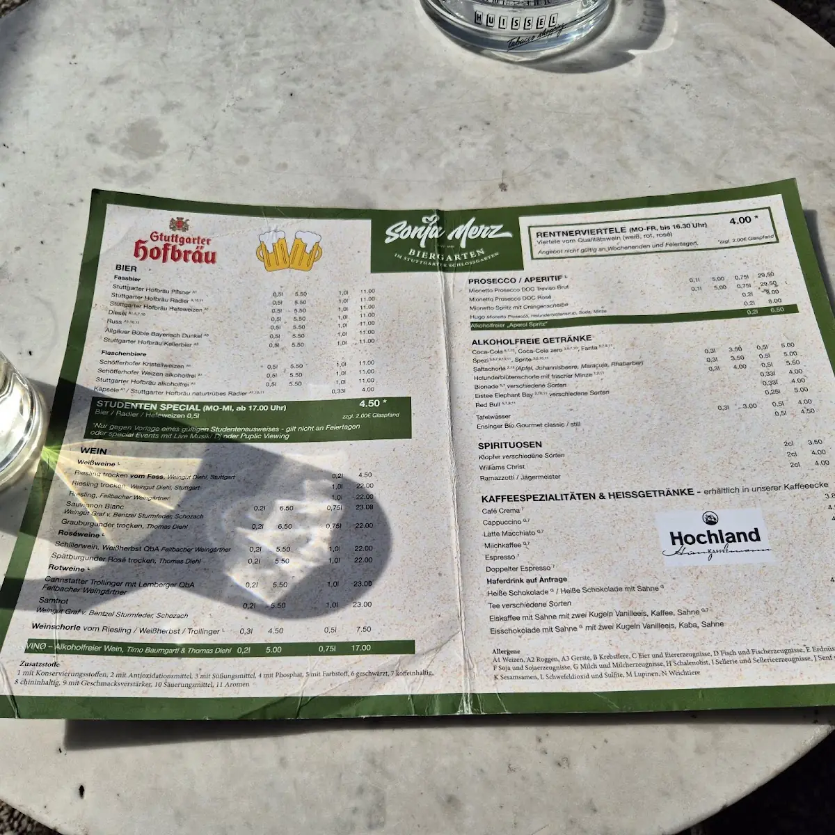 Speisekarte, Biergarten im Schloßgarten