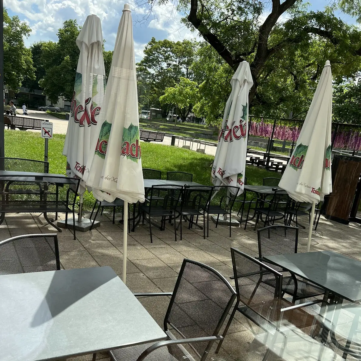 Atmosphäre, Giebel Döner und Pizzeria