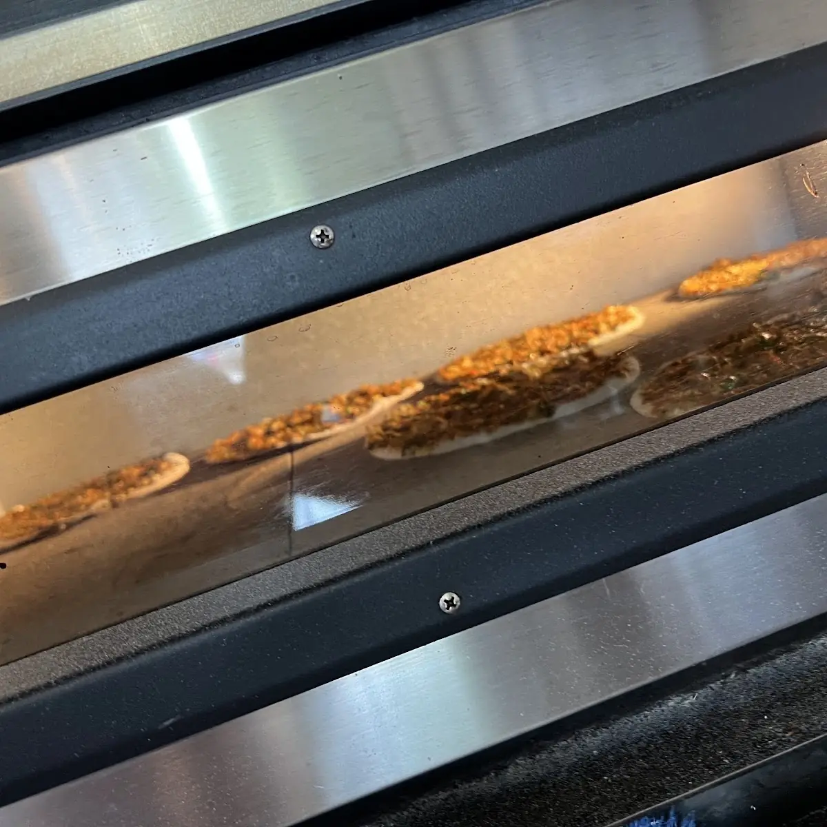 Atmosphäre, Giebel Döner und Pizzeria