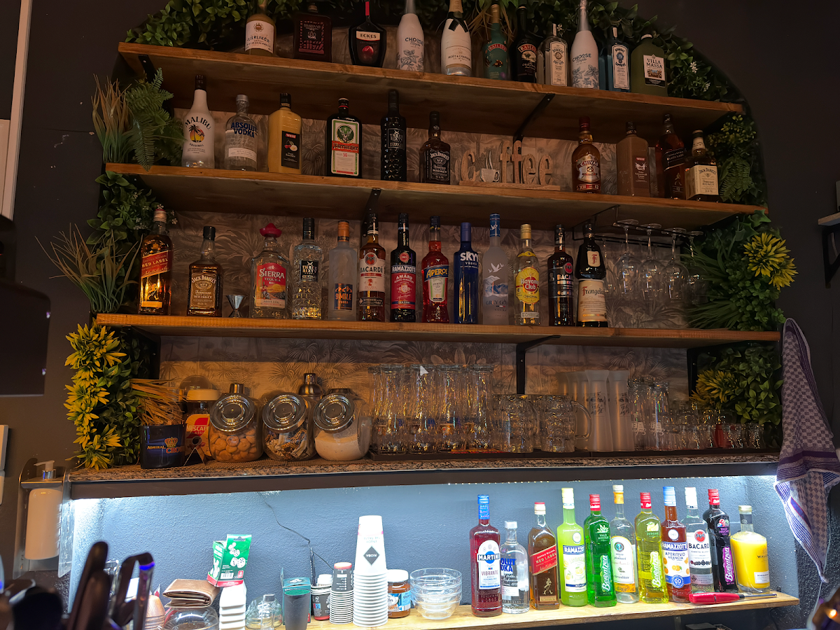 Atmosphäre, Cafe Brilant
