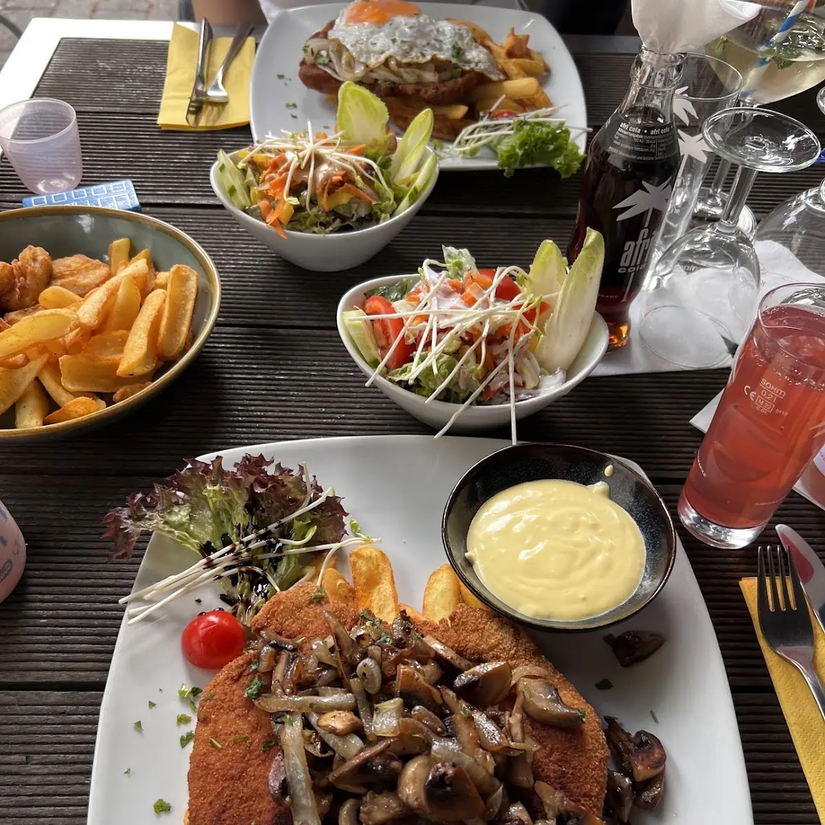 Essen und Trinken photo 2