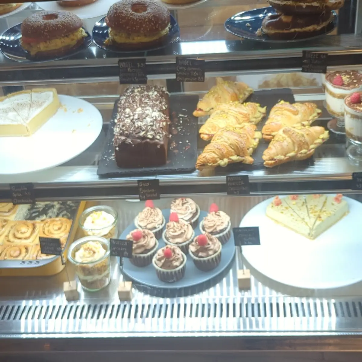 Atmosphäre, Miri´s Café