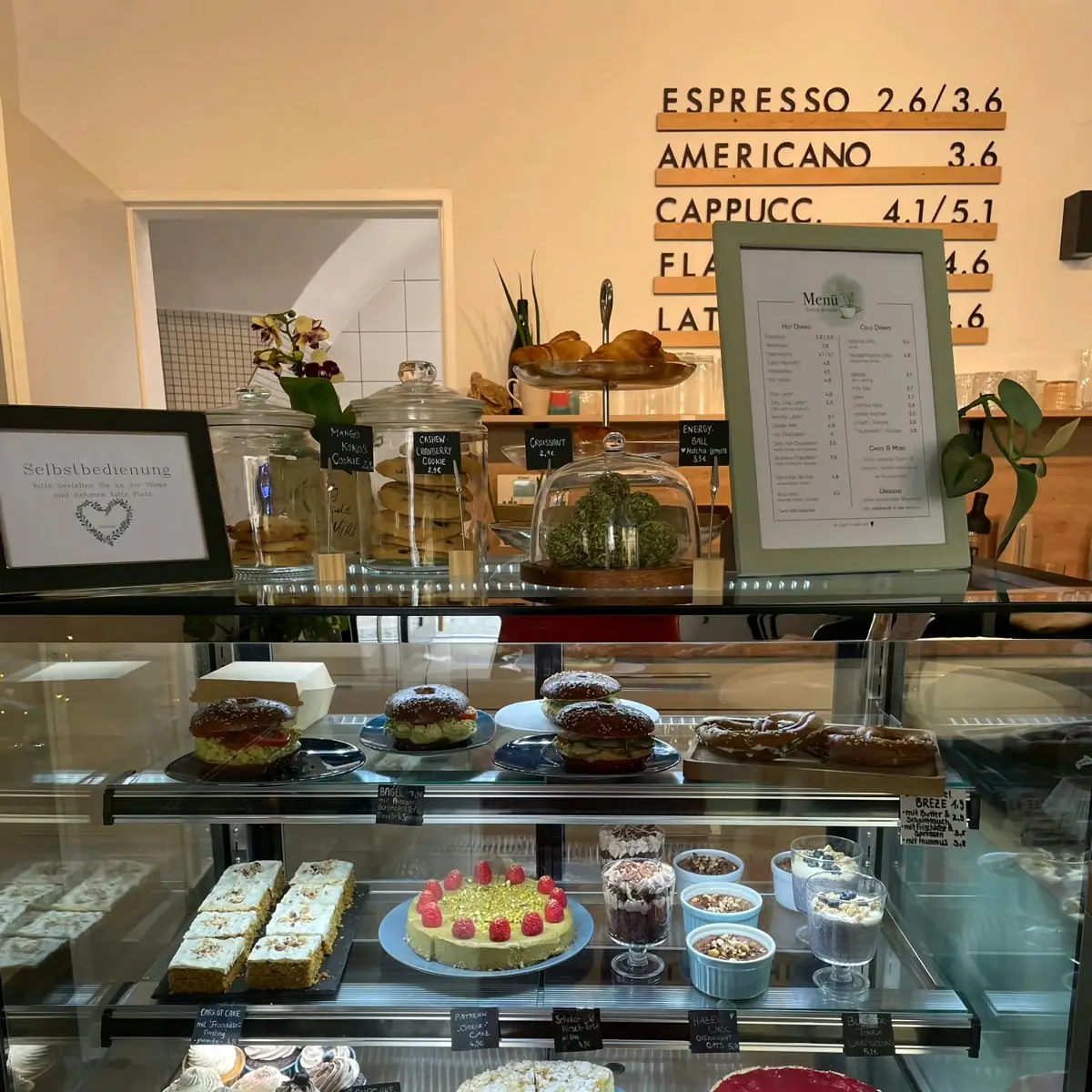 Atmosphäre, Miri´s Café