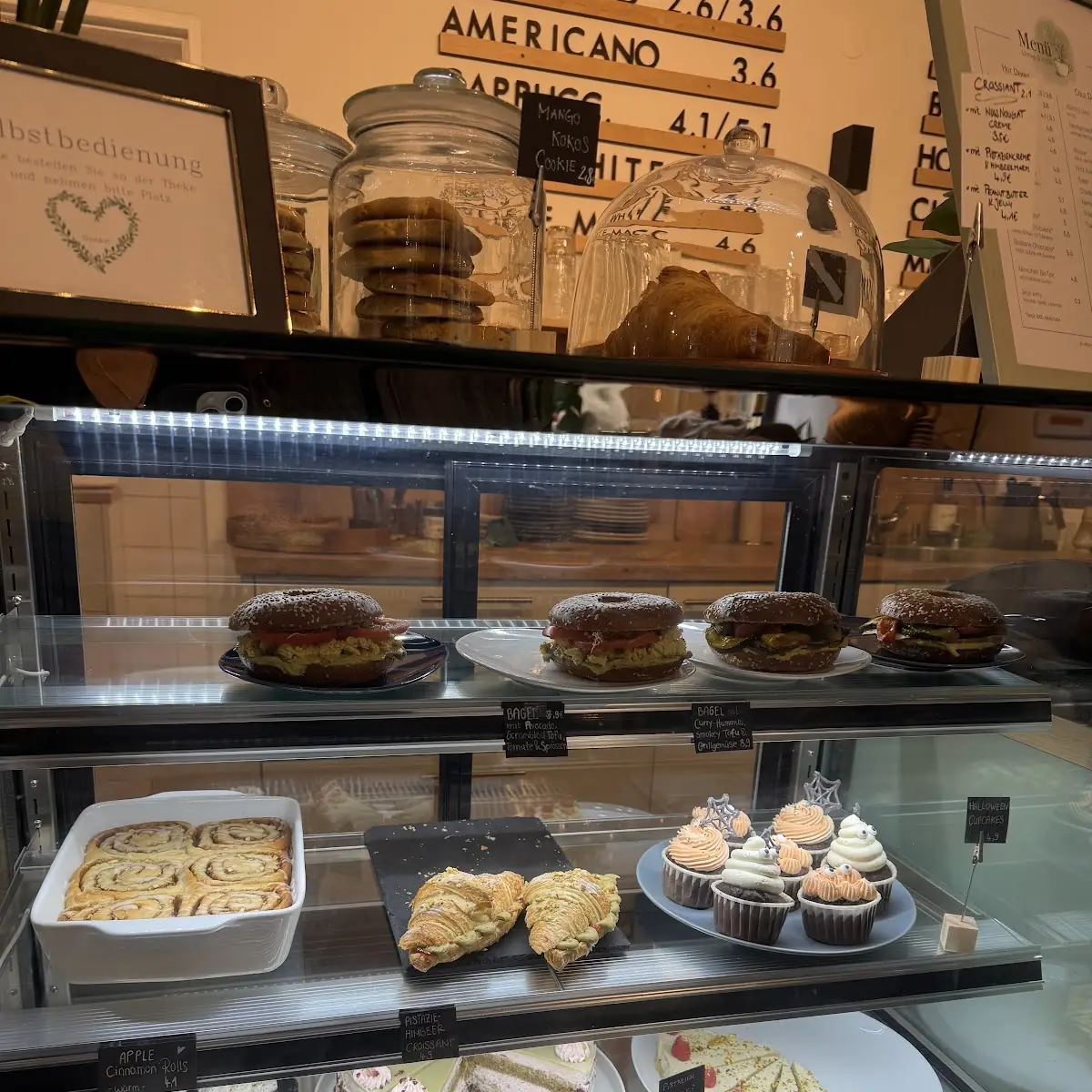 Atmosphäre, Miri´s Café