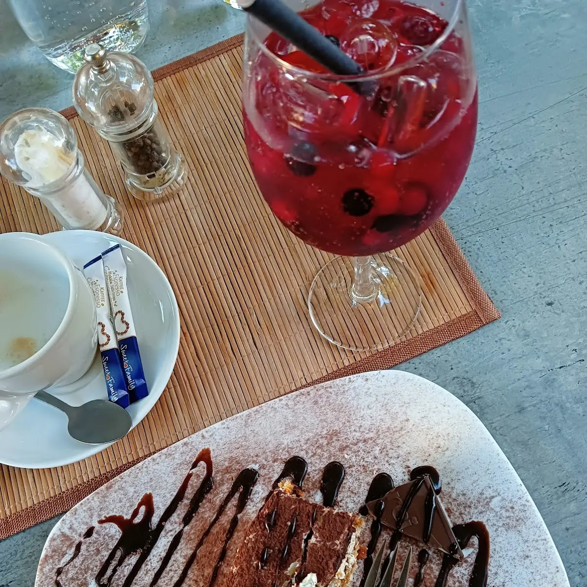 Essen und Trinken photo 4