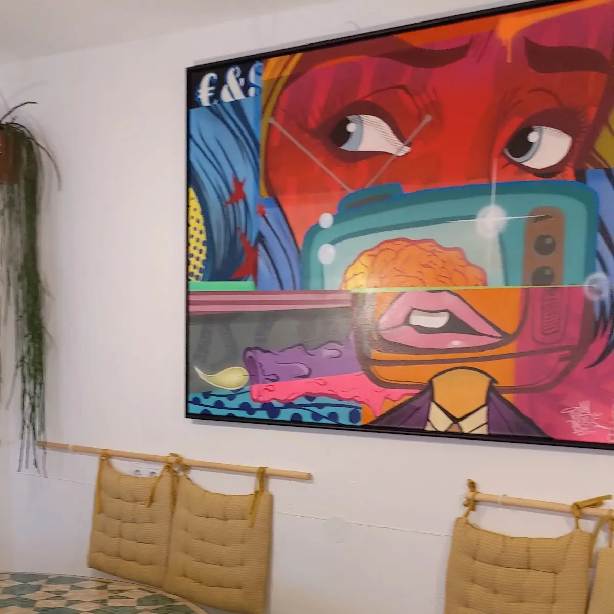 Atmosphäre, IFNI Café/Rösterei