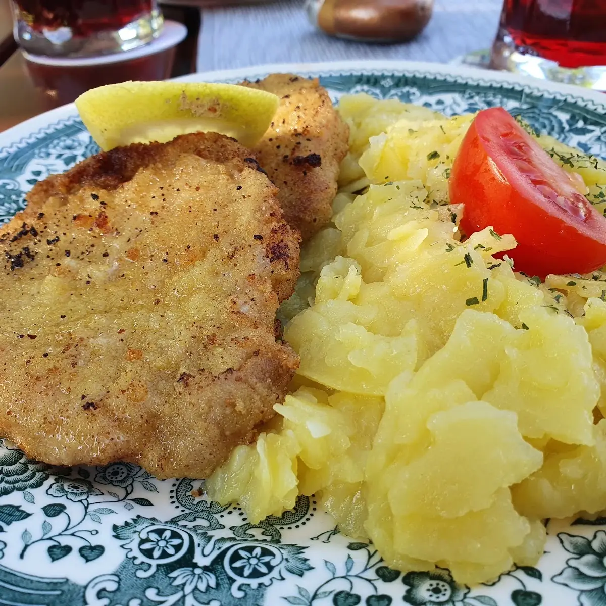 Essen und Trinken, Gasthaus Hirsch-bei Kati