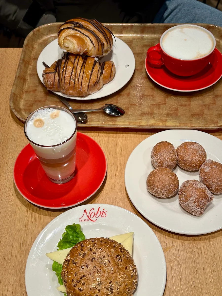 Essen und Trinken photo 2