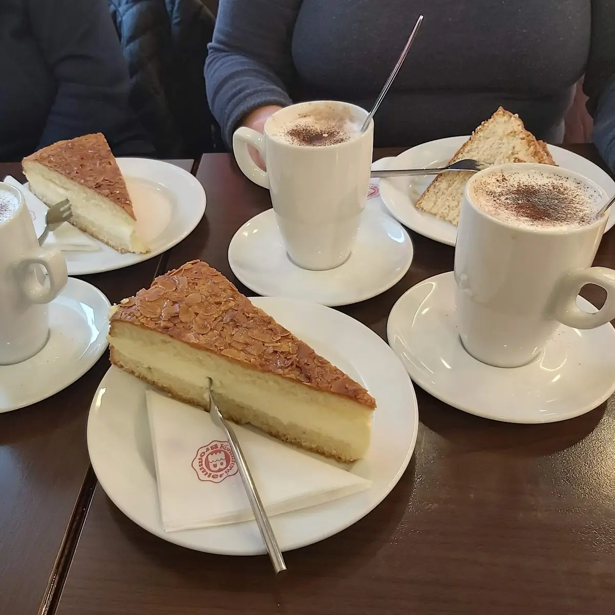 Essen und Trinken photo 3