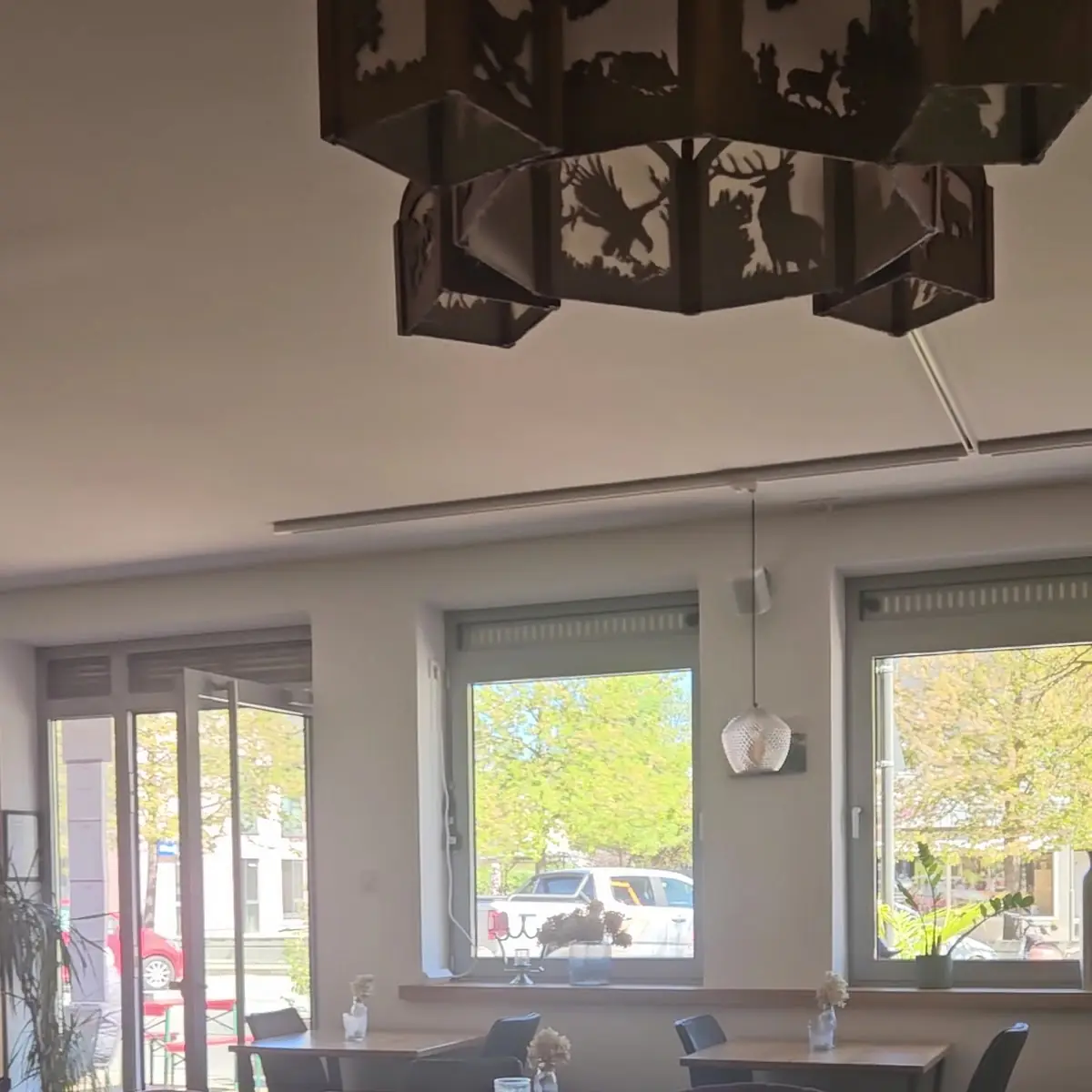Atmosphäre, Café - Restaurant am Markt Illertissen