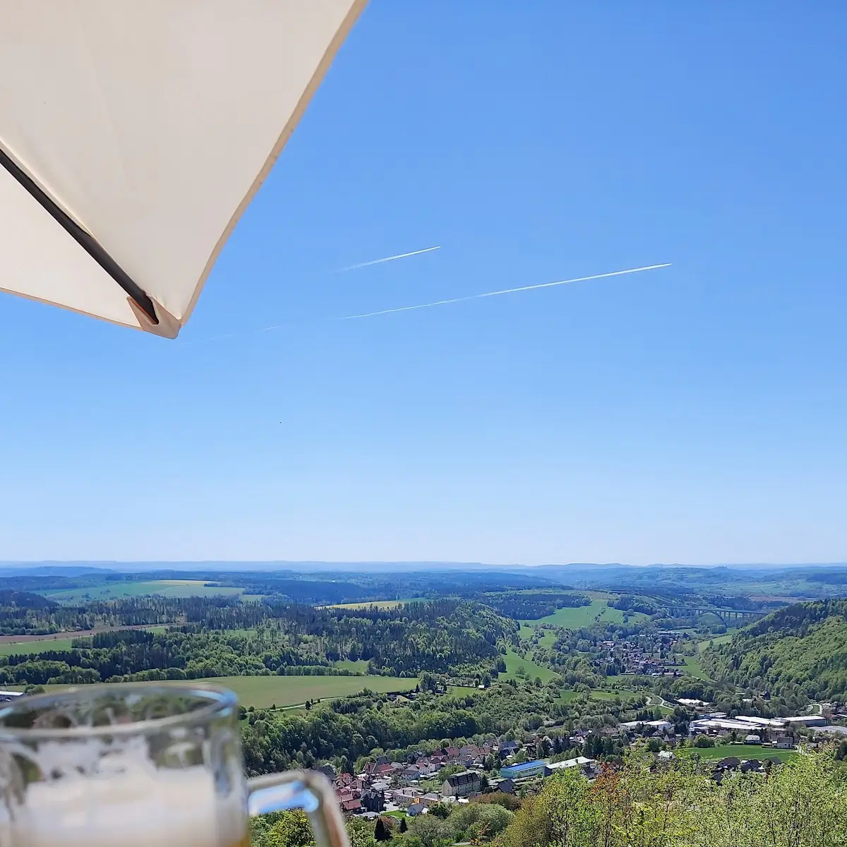 Essen und Trinken, Triniushütte“Rooftop-Frankenblick“