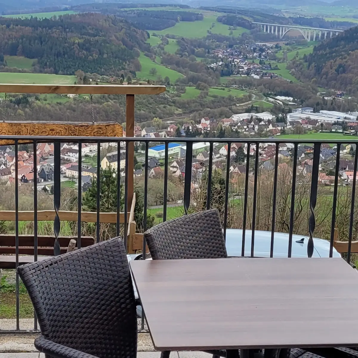 Atmosphäre, Triniushütte“Rooftop-Frankenblick“