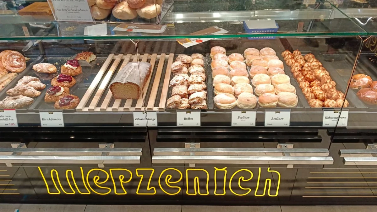 Atmosphäre, Merzenich auf der Deutzer Freiheit