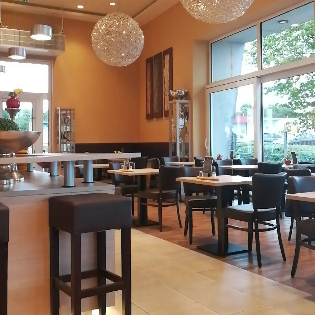 Atmosphäre, Bäckerei Storch GmbH & Co. KG