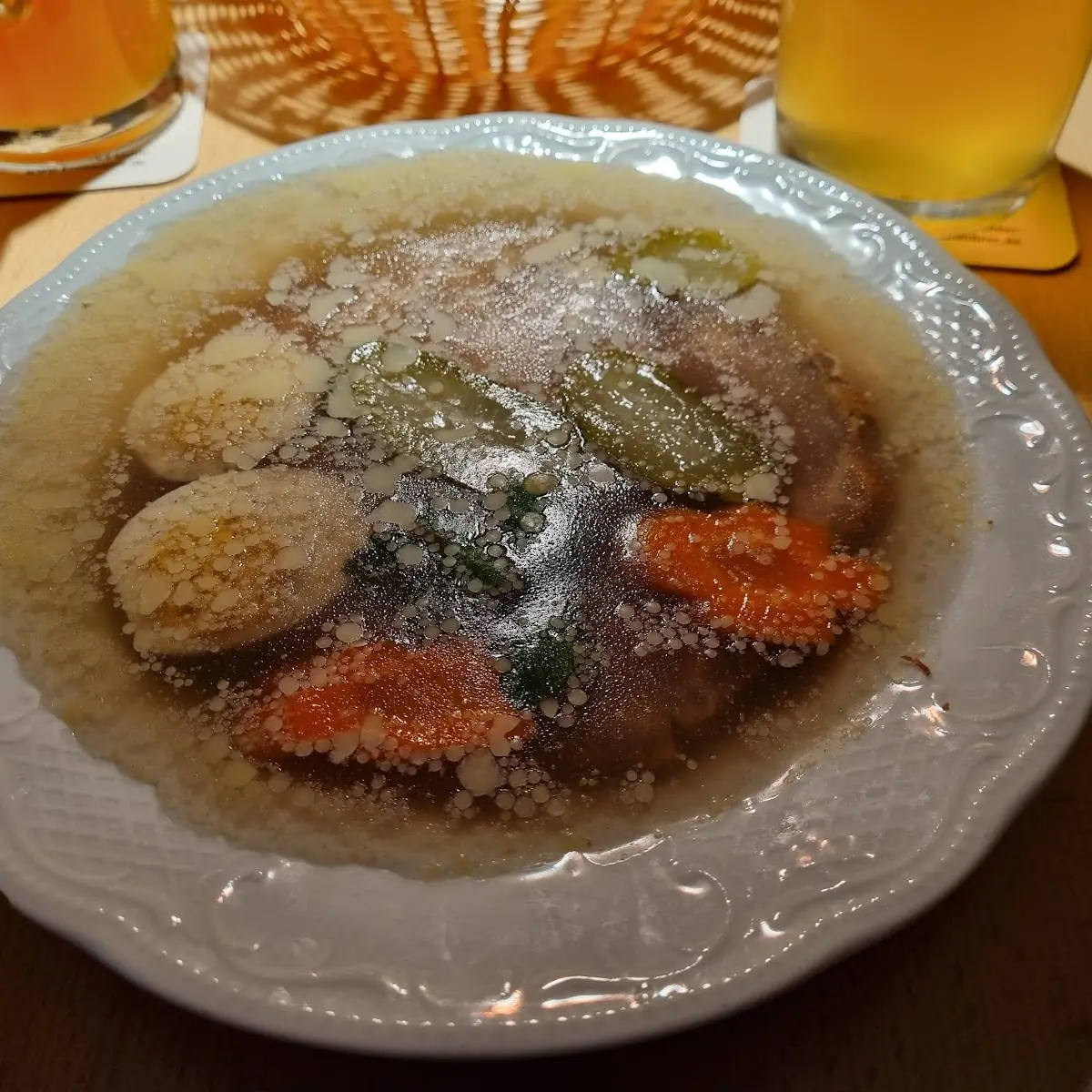 Essen und Trinken, Brauerei-Gaststätte Krone