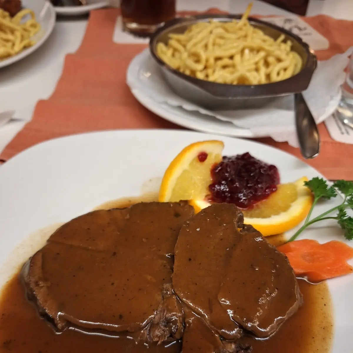 Essen und Trinken, Brauerei-Gaststätte Krone
