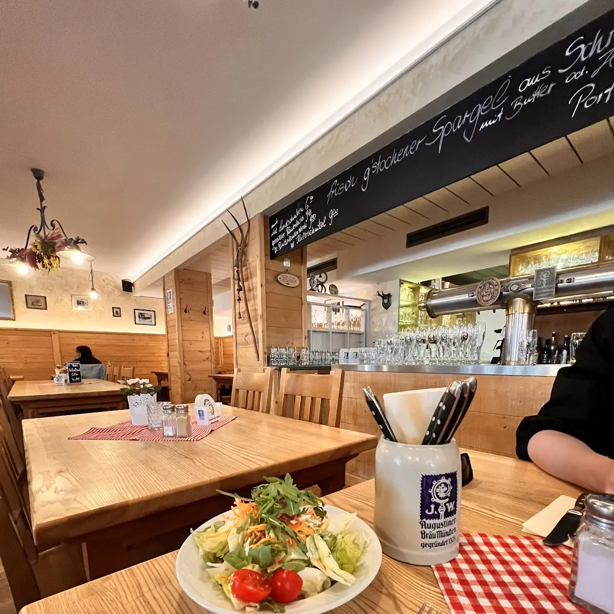 Essen und Trinken photo 1