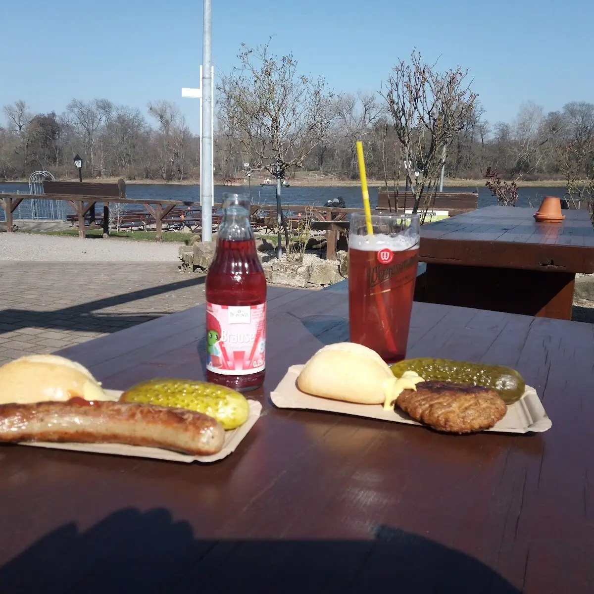 Essen und Trinken photo 2