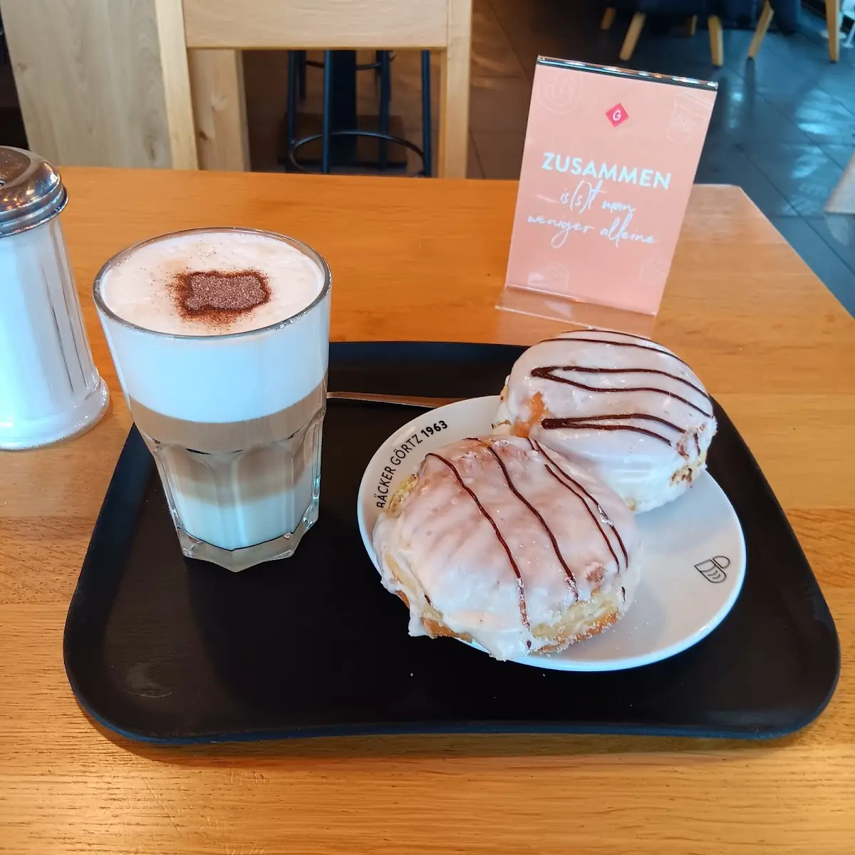 Essen und Trinken photo 3