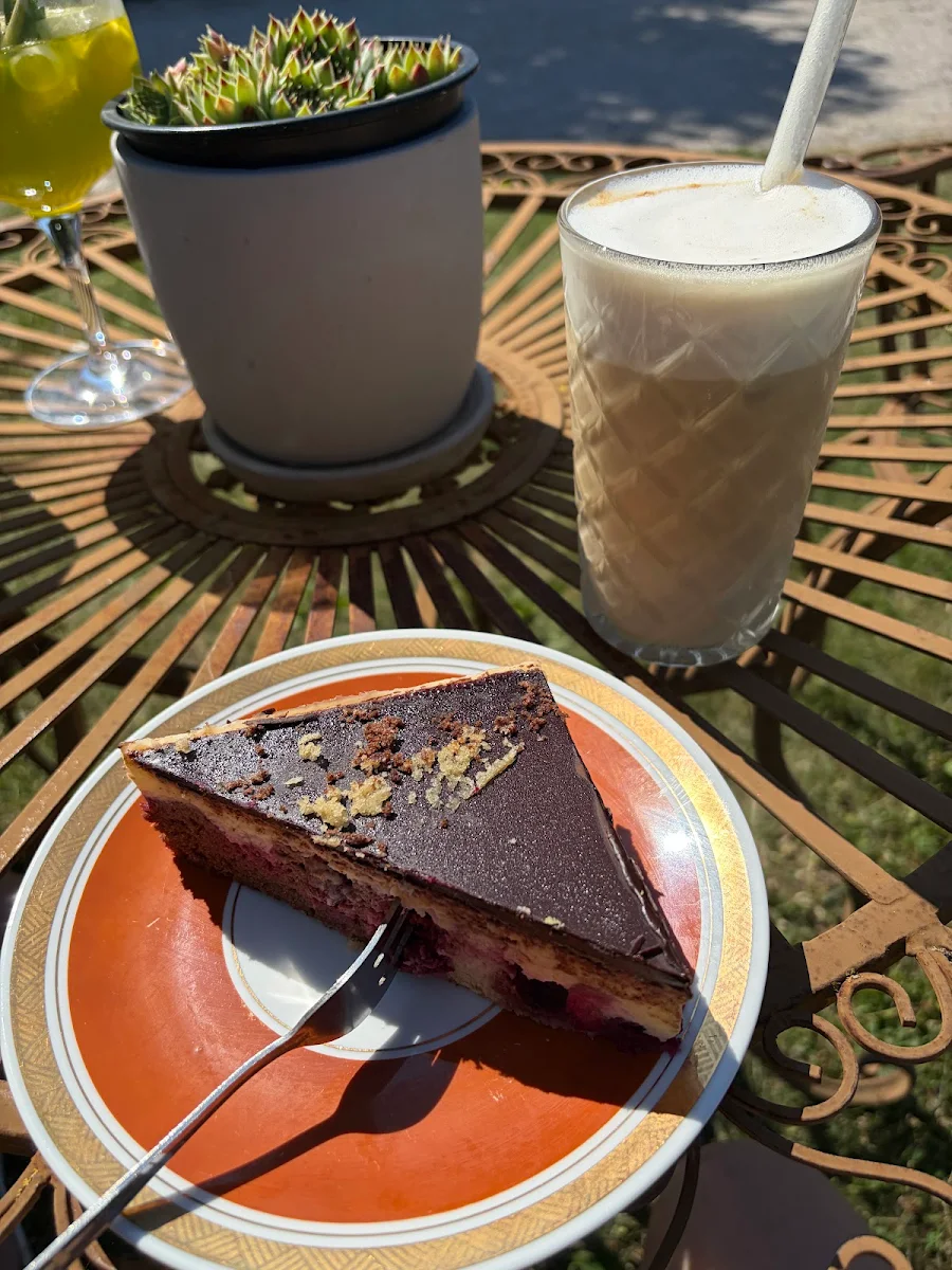 Essen und Trinken photo 2