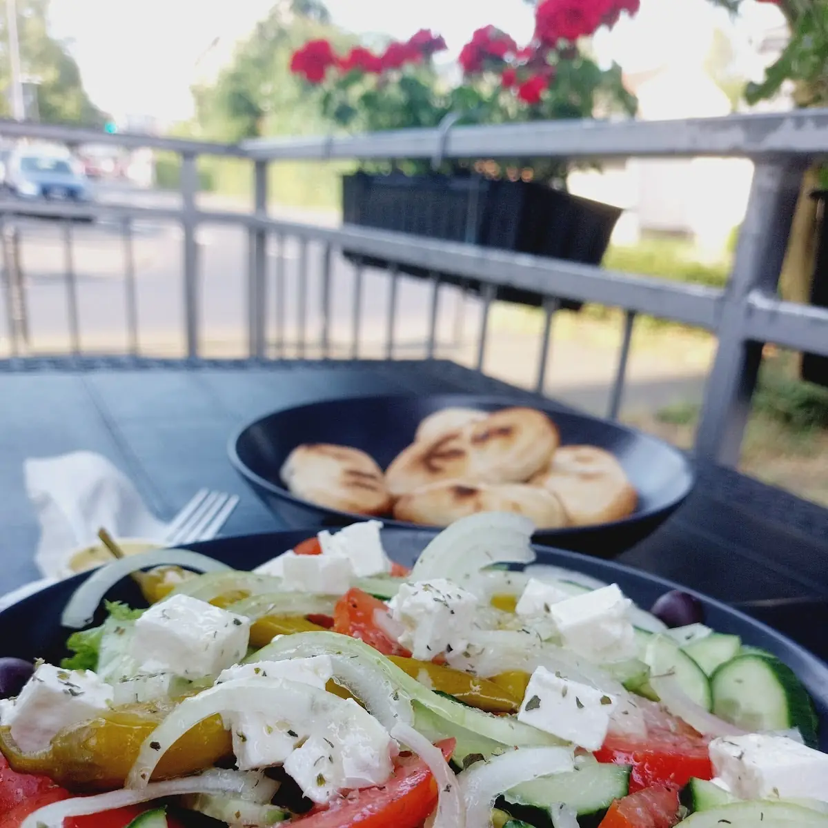 Essen und Trinken, Longericher Grillstation
