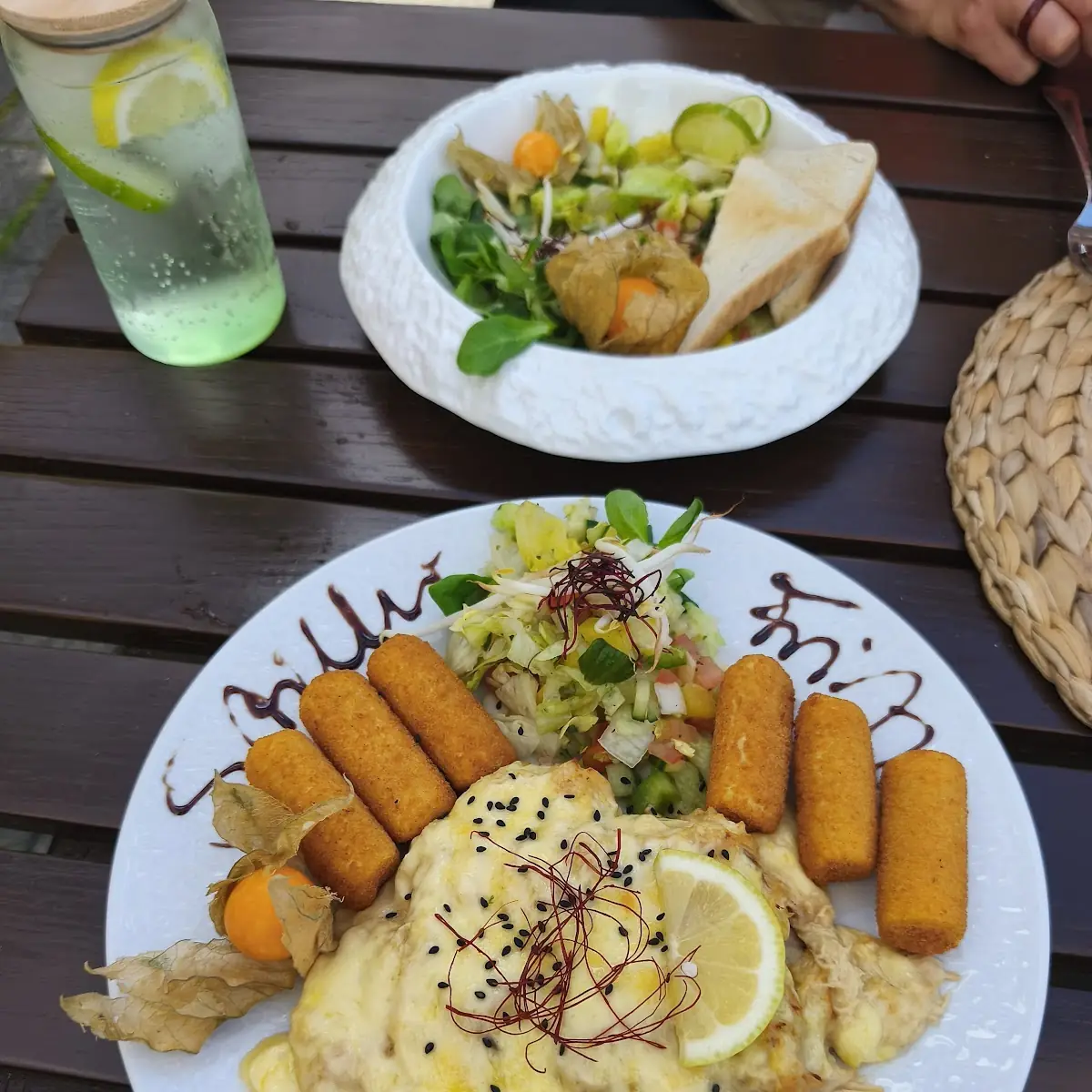 Essen und Trinken photo 2