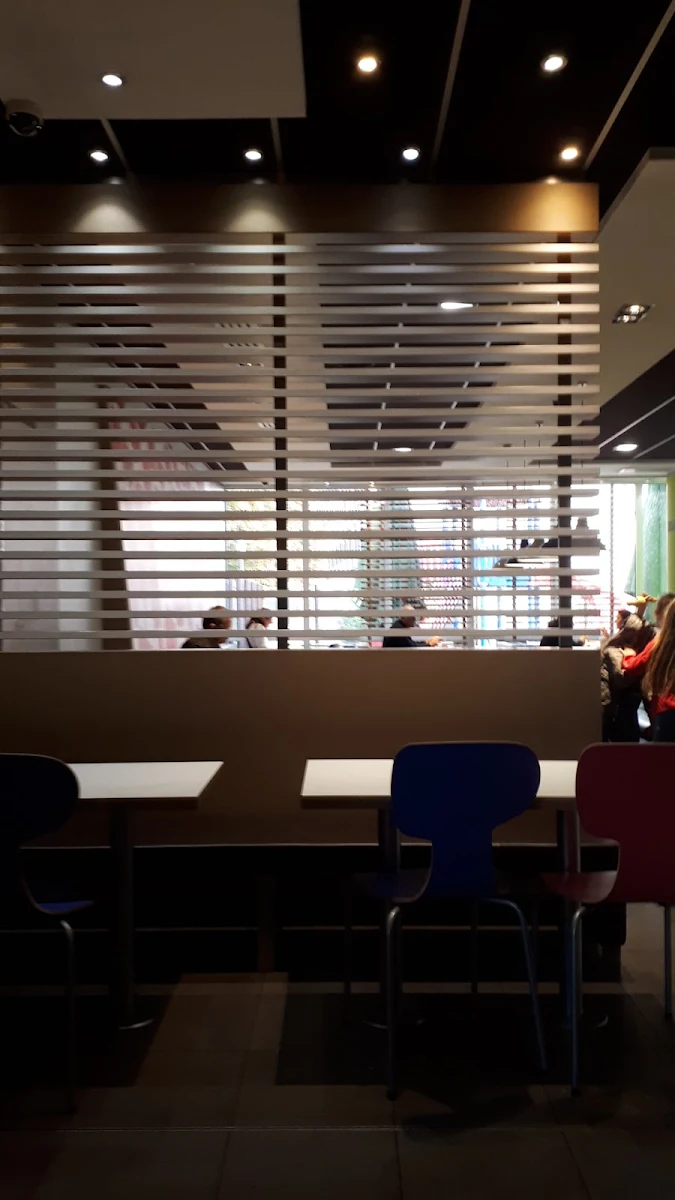 Atmosphäre, McDonald's
